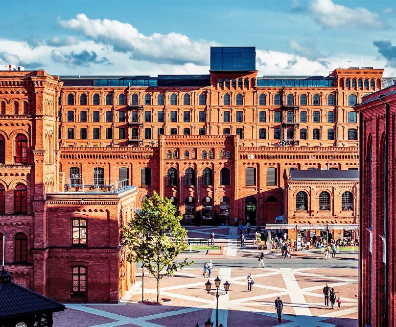 Lodz_Manufaktura-weaving-mill-view